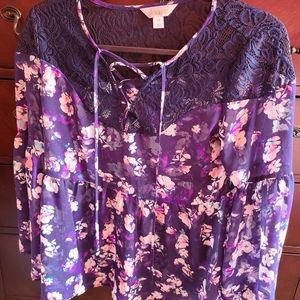 Juniors Medium blouse